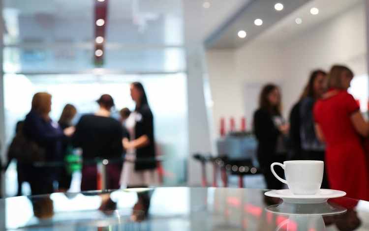 3 Low-Key Networking Tips for Introverts to Socialize 3 Low-Key Networking Tips for Introverts to Socialize