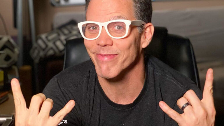 Steve-O: The Brilliant But Crazy Mind Behind Jackass Steve-O: The Brilliant But Crazy Mind Behind Jackass