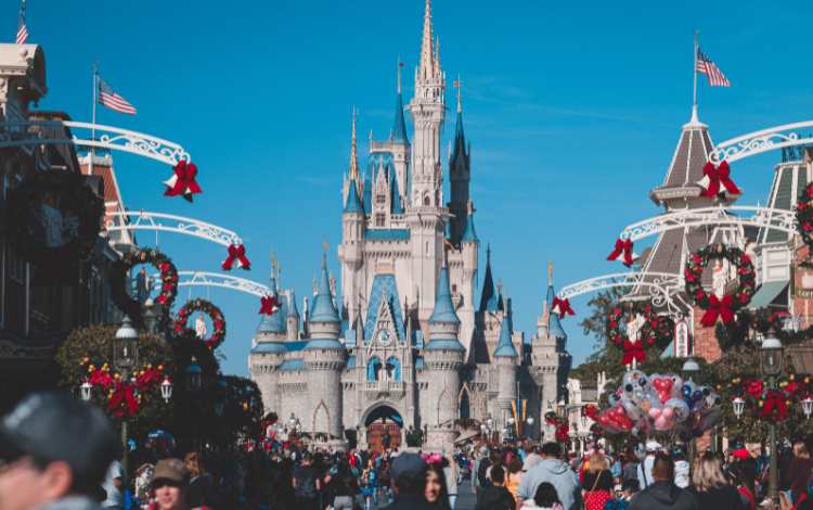 5 Perfect Careers for Disney-Lovers of All Ages to Choose 5 Perfect Careers for Disney-Lovers of All Ages to Choose
