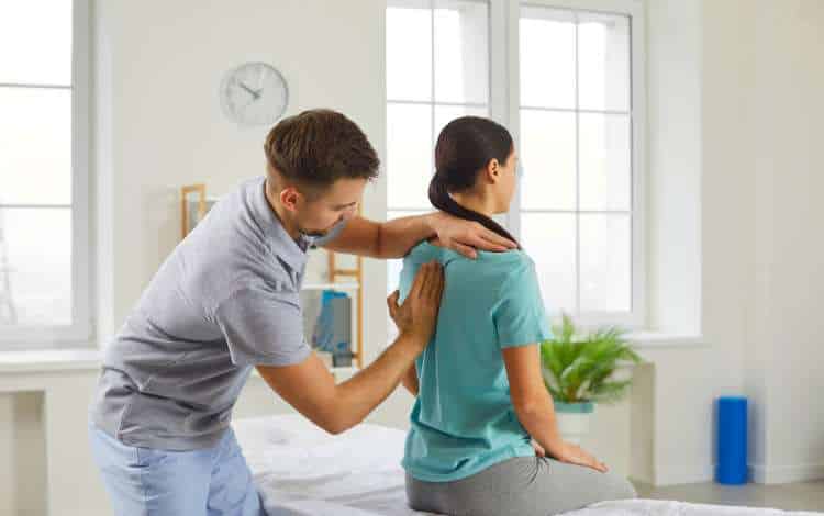 Tennessee Chiropractor Suggests 5 Tips for Back Pain Relief