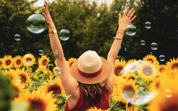 Keeping High Level of Emotional Well-being as an Older Adult Keeping High Level of Emotional Well-being as an Older Adult