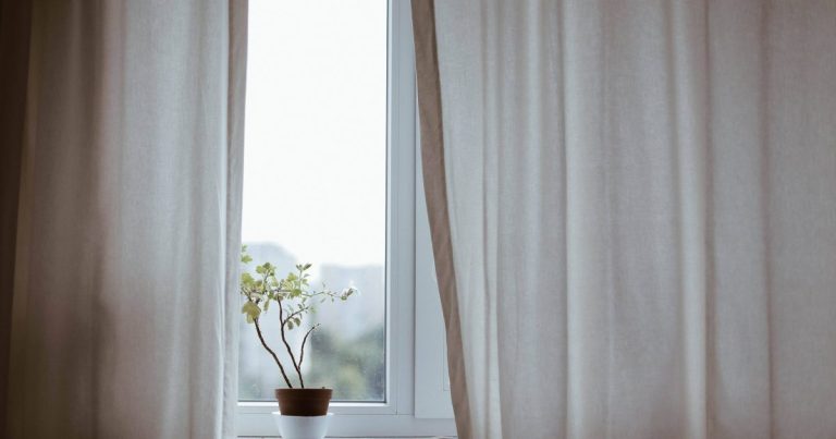 Why Decluttering Isn’t Like Waving a Magic Wand Why Decluttering Isn’t Like Waving a Magic Wand