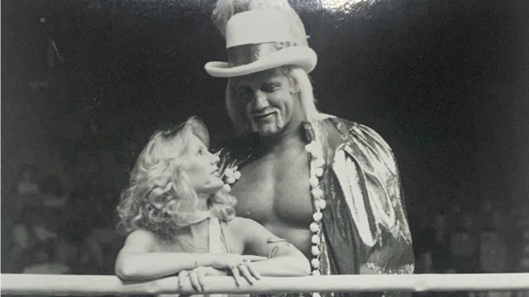 Hulk Hogan- The Sensation That Is “Hulkamania” Hulk Hogan- The Sensation That Is “Hulkamania”