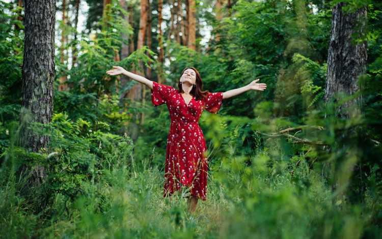 How to Be Present in the Moment & Nurture Your Mental Health How to Be Present in the Moment & Nurture Your Mental Health
