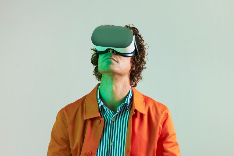 Exploring How Virtual Reality is Changing Startups Exploring How Virtual Reality is Changing Startups