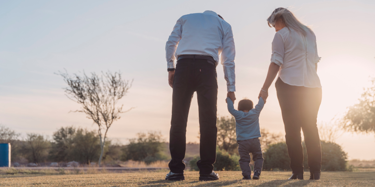 From Minimalist Lifestyle to Global Change: The Hope Effect Story From Minimalist Lifestyle to Global Change: The Hope Effect Story