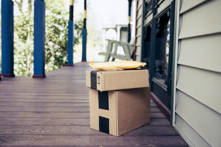 3 Things Businesses Can Do to Stop Porch Pirates in Their Tracks 3 Things Businesses Can Do to Stop Porch Pirates in Their Tracks