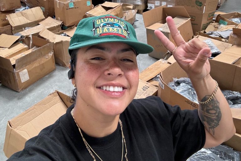 This 27-Year-Old’s Side Hustle Now Earns Over $500k a Month This 27-Year-Old’s Side Hustle Now Earns Over $500k a Month