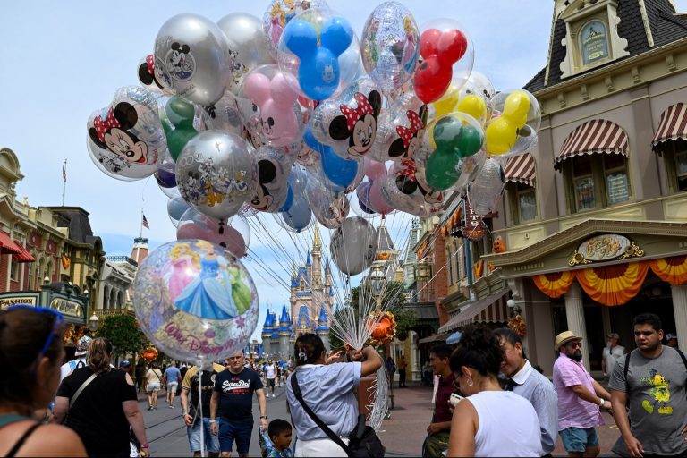 Disney’s Balloon Daycare Is Going Viral as a Popular Service Disney’s Balloon Daycare Is Going Viral as a Popular Service