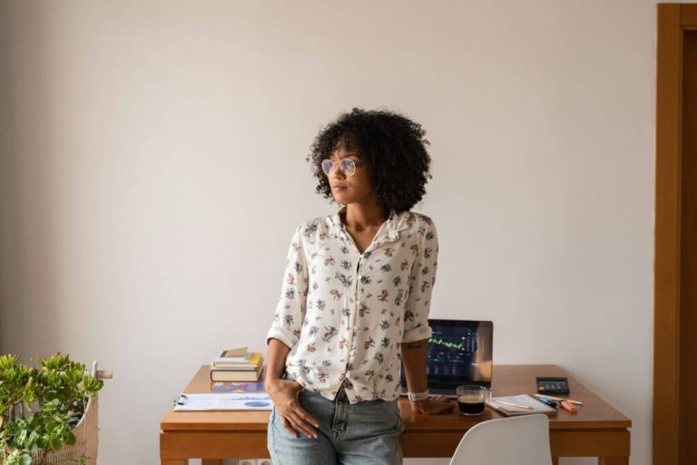 How Minimalism Can Make You a Millionaire in Less Than 20 Years How Minimalism Can Make You a Millionaire in Less Than 20 Years