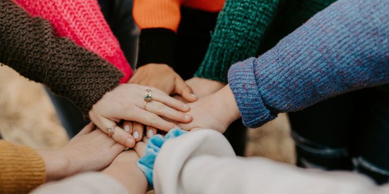 35 Best Quotes about Community Service and Coming Together 35 Best Quotes about Community Service and Coming Together