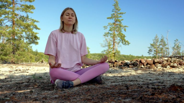 How to couple meditation and self-growth to become a better version of yourself How to couple meditation and self-growth to become a better version of yourself